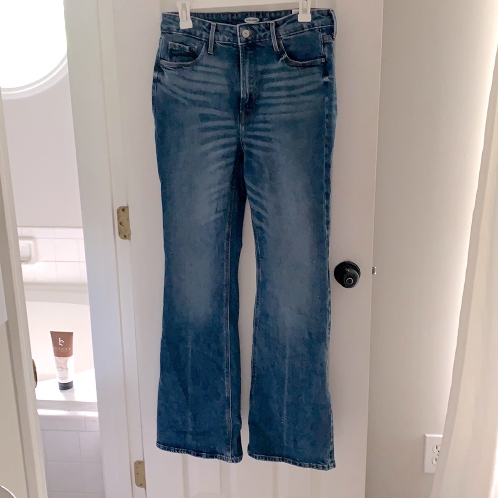 Old Navy size 8 flare high rise jeans